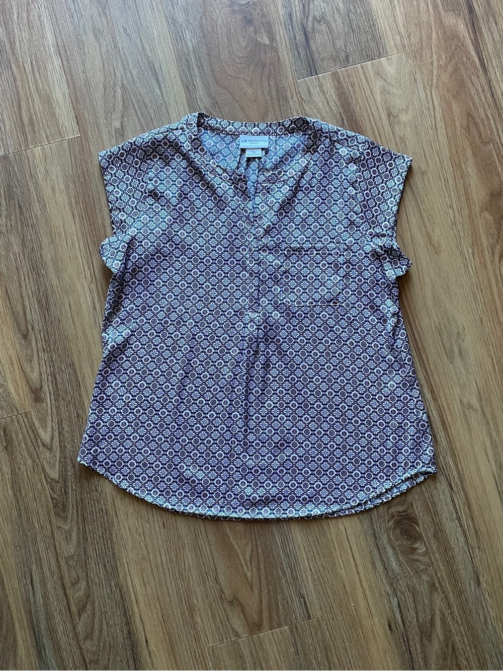 Liz Claiborne Navy Patterned Cap-Sleeve Blouse